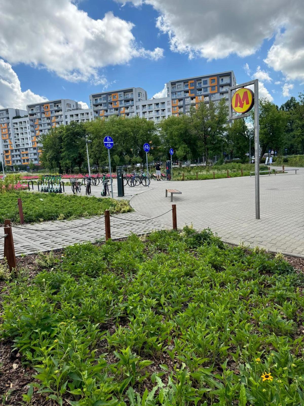 Apartment Metro Slodowiec Free Parking Варшава Экстерьер фото